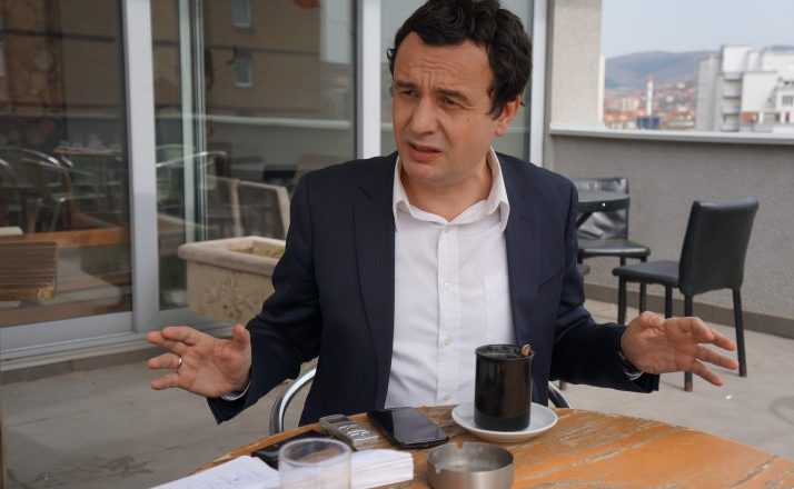 Nënkryetari i LDK-së tregon çfarë u bisedua në takimin Mustafa-Kurti