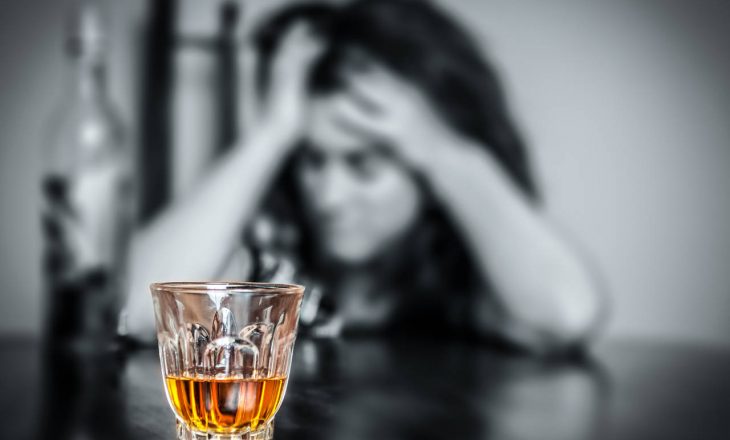 Më shumë vdekje nga alkooli se AIDS