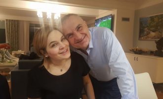 LSI zgjedhë bashkëshorten e Ilir Metës kryetare të partisë