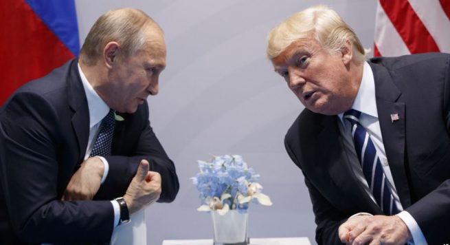 Takimi sekret Trump-Putin ndez debatin në Amerikë