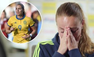 Futbollistja Asllani shpërthen në lot, krenare që do të luajë në kombëtaren suedeze
