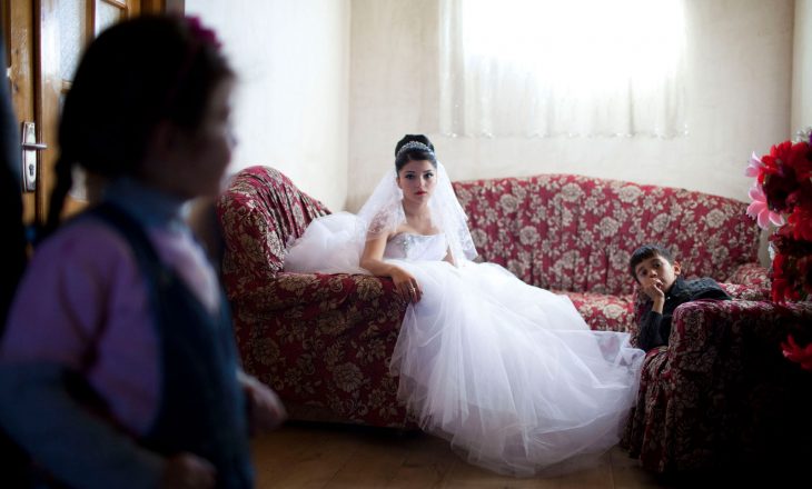 Mbi 60 vajza nën 18-vjeç u martuan vitin e kaluar, por asnjë mashkull
