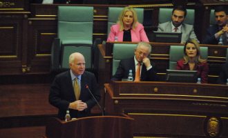 Tumori që mund t’ia marrë jetën senatorit McCain