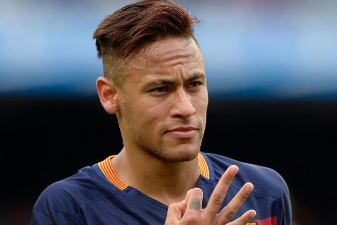 “L’Equipe”: PSG po negocion me Barcën për Neymar