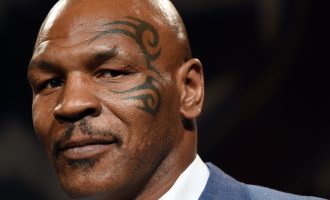 Mike Tyson ndihet fajtor për vdekjen e Tupac