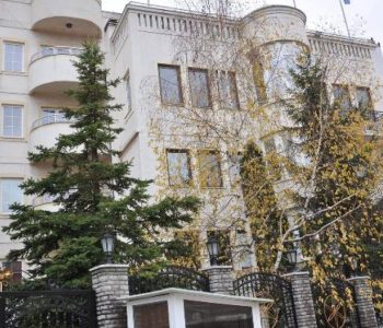 Shndërrimi i Rezidencës së Rugovës në simbol të krimit dhe pazareve 