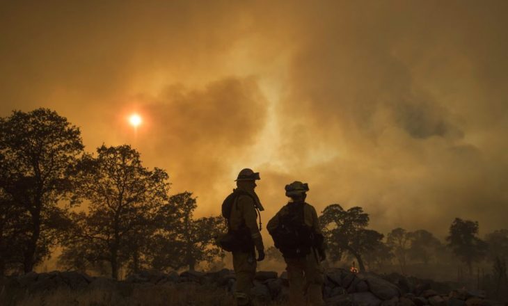 I nxehti rekord shkakton zjarre të shumta në Kaliforni