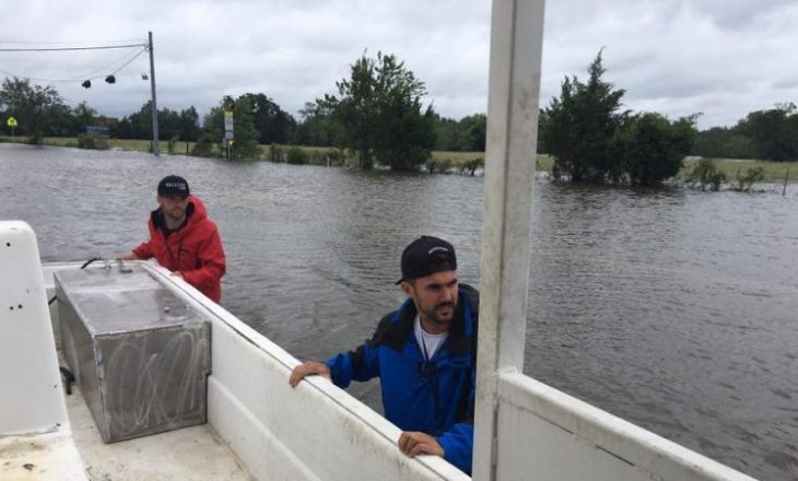 Shqiptarët që u dolën në ndihmë të prekurve nga vërshimet në Houston