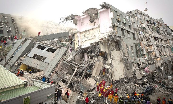 Tërmet i fuqishëm në Kinë, dyshohet për mbi 100 viktima
