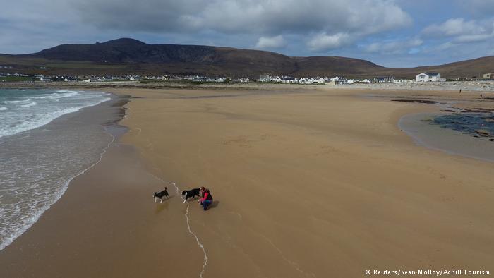 Irlandë: Mrekullia e rikthimit të plazhit pas 30 vjetësh