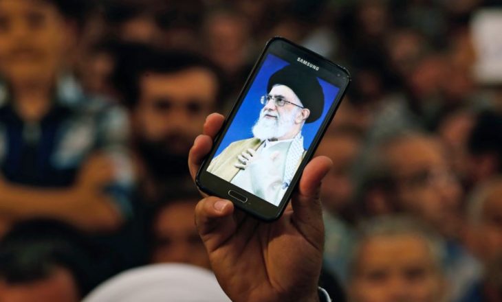 Twitter në Iran: Popullor pavarësisht bllokadës