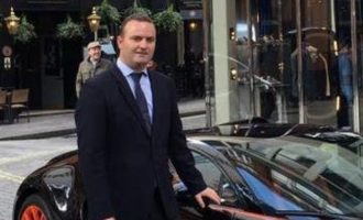 Drenicasi që dikur pastronte vetura, tash ka kompani me 30 puntorë në Londër