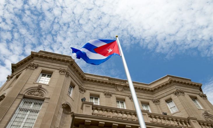 SHBA dëbon dy diplomatë kubanezë, pas misterit në Havana