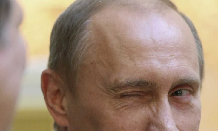 Putin mund të ketë më shumë pasuri se Bezos dhe Gates së bashku