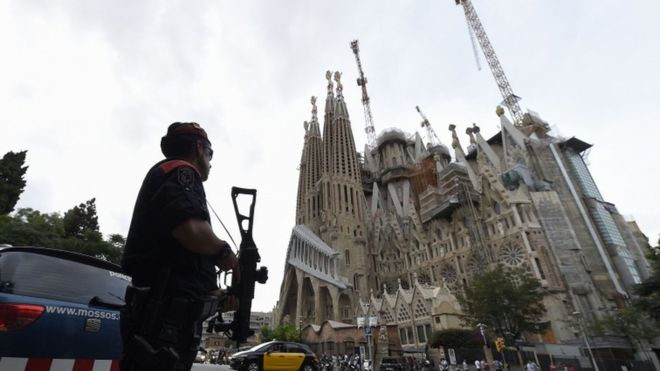 Spanja në zi për viktimat e sulmit të fundit