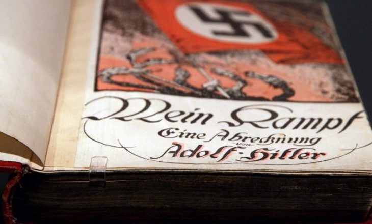 “Mein Kampf”, shpërndajeni nëpër shkolla dhe stadiume