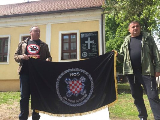 Slogani fashist në Kroaci rrezikon të hedhë poshtë qeverinë