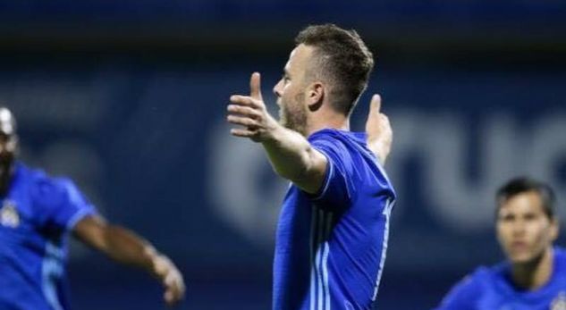 Flet ylli i Kosovës pas golit të parë për Dinamon e Zagrebin