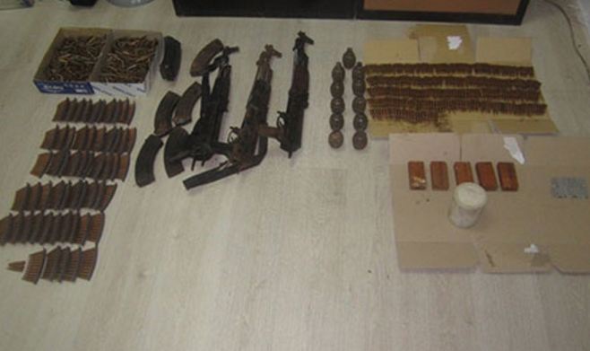 Armë drejt Greqisë, policia shqiptare në ndjekje të 3 personave