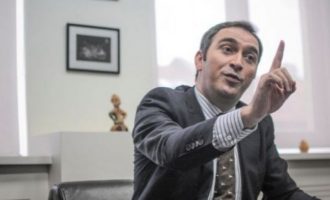 “Caku kam qenë unë” – Stavileci akuzon VV-në për sulmin ndaj bashkëshortes