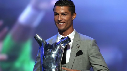 UEFA shpall Ronaldon lojtar të vitit