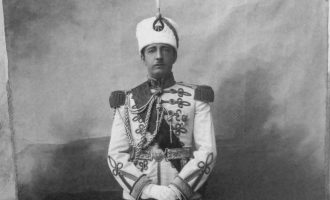 Fotot e rralla të Ahmet Zogut nga fototeka Marubi 