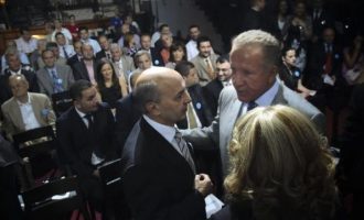 Mustafa pas takimit me Pacollin thotë se koalicioni “është i fortë”