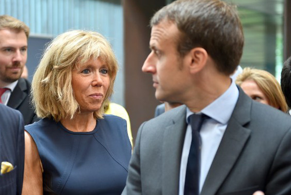 Bashkëshortja e Presidentit të Francës me rol zyrtar, pa pagesë