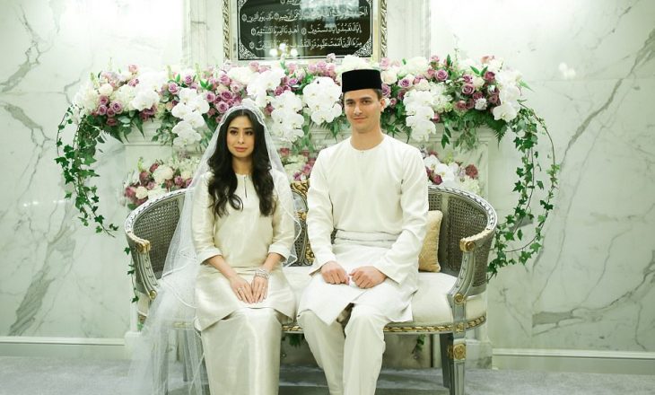 Konvertohet në mysliman për tu martuar me princeshën e Malejzisë