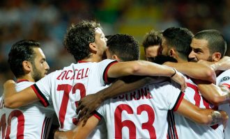 Milani “demolon” Crotonen për 23 minuta [video]