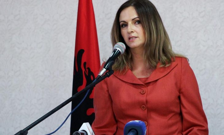 Zyrtarja e VV-së – ministres Hoxha: Astrit Dehari vdiq në duart e tua