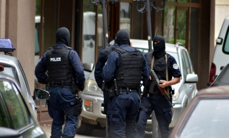 Gjashtë rusë dhe pesë serbë arrestohen afër Podujevës