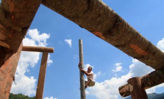 Loja tradicionale e kosovarëve renditet në mesin e lojërave më të rrezikshme të botës