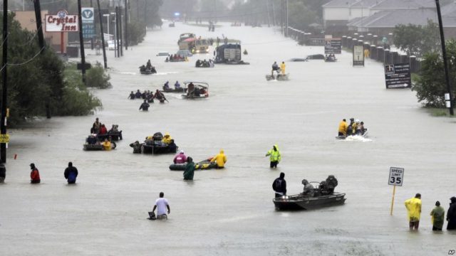 Uragani Harvey pritet të godasë sërish Teksasin