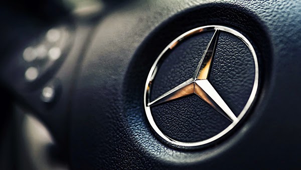 “Mercedes” tërheq 400 mijë vetura nga tregu