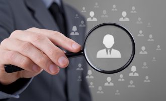 Si e presin ATK e Policia Vettingun e paralajmëruar për to nga Albulena Haxhiu