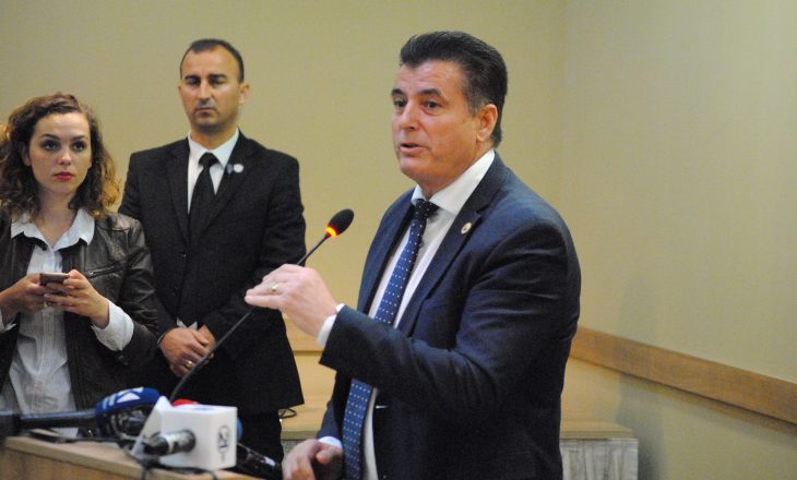Agim Bahtiri i “afrohet” VV-së për koalicion në Mitrovicë