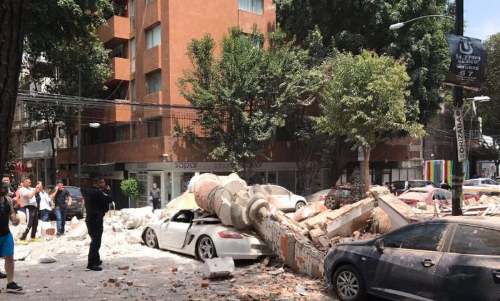 Katastrofë në Meksikë, tërmeti vret të paktën 42 persona