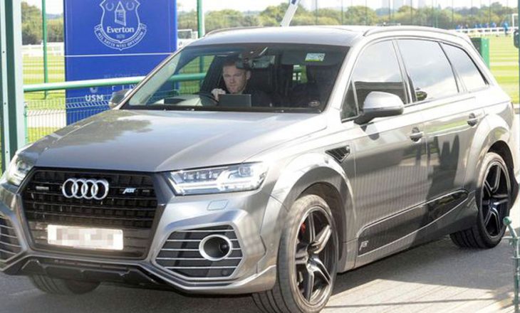 Rooney i dehur duke vozitur – ndalohet nga policia
