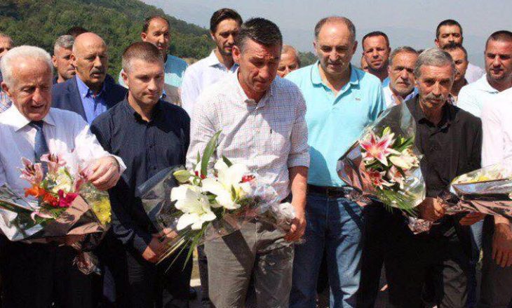 Kadri Veseli viziton familjet e dy heronjve në rajonin e Prizrenit