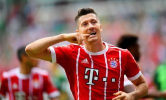 Lewandowski dëmtohet në gju, jashtë fushave për një muaj