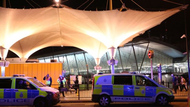 Sulm me acid në Londër, lëndohen gjashtë persona