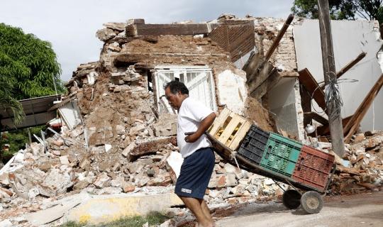 Meksika tronditet nga tërmeti me magnitudë 7.4