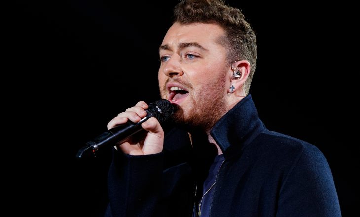 Sam Smith paralajmëron rikthimin
