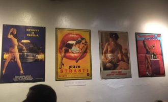Filmat pornografik nëpër korzot e Kosovës – në një ekspozitë