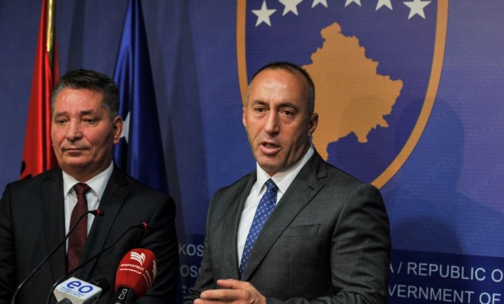 Zyra e Kryeministrit insiston se Haradinaj ka të drejtë mbi gazetarët