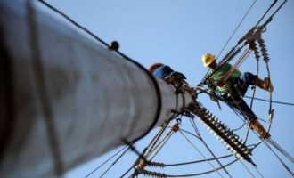 Një punëtor i KEDS-it vdes pas kontaktit me rrymën