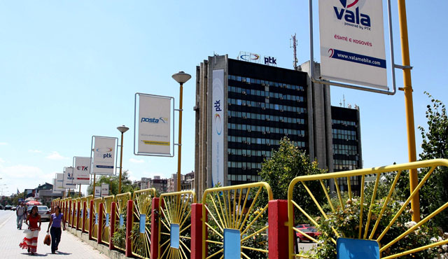 Njerëz të afërm me politikanët dërgohen në krye të Telekomit të Kosovës