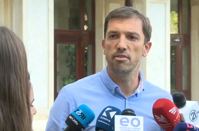 Vetëvendosje tregon çfarë biseduan me përfaqësuesit e LDK-së