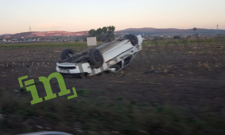 Rrokulliset një veturë në Lipjan